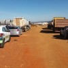 Moradores realizam manifesta??o e bloqueiam pista em busca de oportunidade de emprego em Brejinho das Ametistas.