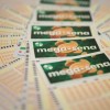 Mega-Sena, concurso 2.235: ninguém acerta as seis dezenas e prêmio vai a R$ 190 milhões.