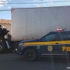 Caminhão carregado com cigarros contrabandeados é apreendido em Urandi.