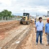 Prefeito Jairo Magalh?es autoriza in?cio de obras de pavimenta??o no Bairro Leolina de S?.