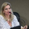 Ivana quer licença maternidade de 180 dias para servidores adotantes.
