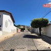 Família é feita refém durante assalto a residência em Caetité; cerca de R$ 40 mil reais e joias foram roubados.