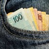 Dinheiro do PIS é esquecido nos bancos.