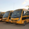 Prefeitura de iuiú recebe quatro novos ônibus escolares.