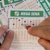 Mega-Sena de R$ 130 milhões acumula; veja números sorteados.