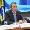 Deputado Charles Fernandes relata projeto de interesse do setor mineral.