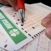 Mega-Sena acumula e pode pagar R$ 130 milhões na próxima quarta.