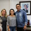 Ivana Bastos e prefeito de Iuiu ajustam detalhes de projeto de pavimenta??o na Sedur.