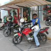 Mototaxistas de Guanambi poderão voltar ao trabalho desde que passageiros usem capacetes próprios.