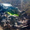 Carreta tomba em cima de carro de passeio e motorista morre na BR-030 em Rio do Ant?nio.