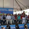 Ivana pede asfalto do Angico a Rui durante agenda de inaugura??es em Carinhanha.