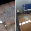 Chuva de granizo assusta moradores e arranca partes de telhado de hospital em Paramirim.