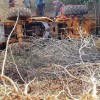 Pá carregadeira tomba e deixa operador ferido em Caculé.