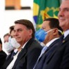 Governo negocia novo auxílio aos informais, afirma Bolsonaro.