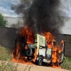 Ambulância de Caetité pega fogo em Guanambi.