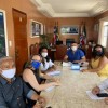 Prefeito de Iuiú recebe equipe do IF Baiano em seu gabinete.