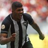 Botafogo vence Flamengo com gol de Erison.
