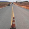 Empresa inicia sinalização da BA-160 entre Iuiu e Pindorama.