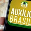 Governo paga auxílio para caminhoneiro e taxista nesta terça.