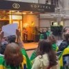 Bolsonaristas hostilizam ministros do STF em Nova York.
