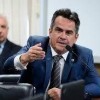 Ciro Nogueira manda Lula trabalhar e descer do palanque.