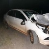 Mulher colide carro contra gado na BR-122 em Guanambi.