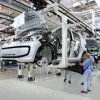Crise nas montadoras: Mercedes-Benz também dá férias coletivas.