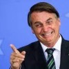 Jair Bolsonaro anuncia retorno ao Brasil nesta quinta-feira.