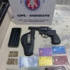 Homem é preso por porte ilegal de arma de fogo em Lagoa Real.
