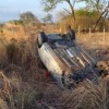 Motorista ferido após capotar carro na BR-122, em Guanambi.