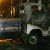 Caminhão é parcialmente consumido por fogo em Guanambi.
