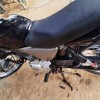 Casal tem moto tomada de assalto em Pindaí.