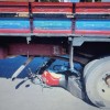 Guanambi: motociclista sai ilesa após acidente com caminhão.