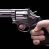 Mãe é baleada ao salvar filha de atentado a tiros em Caculé.