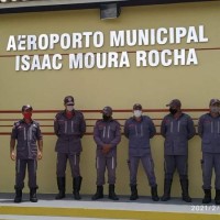 Equipe do Corpo de Bombeiros Militar de Guanambi conhece estrutura do Aeroporto Isaac Moura Rocha. - Foto 2 Equipe do Corpo de Bombeiros Militar de Guanambi conhece estrutura do Aeroporto Isaac Moura Rocha. - Foto 2