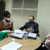 Ivana e prefeito tratam de ações para o fortalecimento da produção rural em Novo Horizonte. - Foto 1 Ivana e prefeito tratam de ações para o fortalecimento da produção rural em Novo Horizonte. - Foto 1