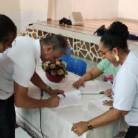 Prefeitura de Guanambi e Secretaria de Saúde firmam acordo histórico com a categoria dos Agentes Comunitários de Saúde e de Endemias. - Foto 3