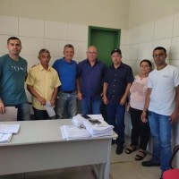 Deputado Charles Fernandes discute questões da barragem de Ceraíma com lideranças agrícolas do distrito. - Foto 2 Deputado Charles Fernandes discute questões da barragem de Ceraíma com lideranças agrícolas do distrito. - Foto 2