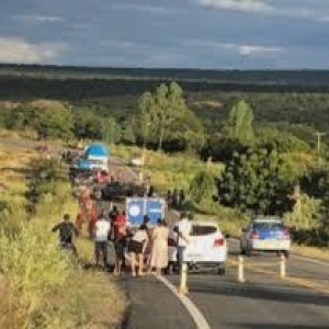 Acidente de trânsito deixa dois mortos em Jacaraci.