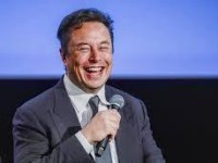 Elon Musk pergunta valor para comprar TV Globo em publicação no X.