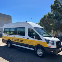 Prefeitura de Guanambi recebe van escolar que irá reforçar os trabalhos da Secretaria Municipal de Educação. - Foto 1 Prefeitura de Guanambi recebe van escolar que irá reforçar os trabalhos da Secretaria Municipal de Educação. - Foto 1