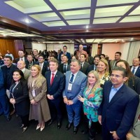 Presidente Ivana Bastos destaca defesa do pacto federativo no segundo dia da 28ª Conferência da Unale. - Foto 1 Presidente Ivana Bastos destaca defesa do pacto federativo no segundo dia da 28ª Conferência da Unale. - Foto 1
