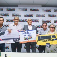 Após luta de Ivana Bastos, Valmir Rodrigues e Jerônimo Rodrigues, foi assinada a ordem de serviço para as obras de sistemas de abastecimento de água em Feira da Mata. - Foto 1 Após luta de Ivana Bastos, Valmir Rodrigues e Jerônimo Rodrigues, foi assinada a ordem de serviço para as obras de sistemas de abastecimento de água em Feira da Mata. - Foto 1