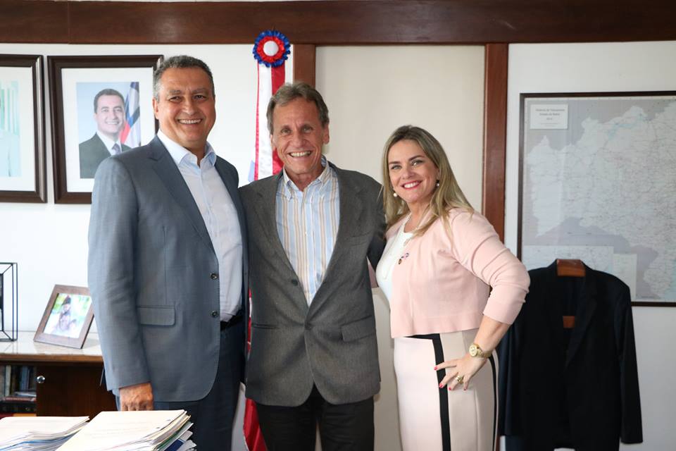 Rui Costa vai a Dom Bas?lio inaugurar obras e anunciar novos investimentos.