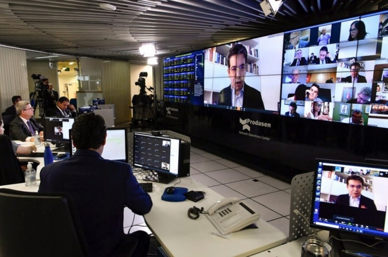 Coronavírus: Senado aprova projeto que prevê R$ 600 mensais a trabalhadores informais.