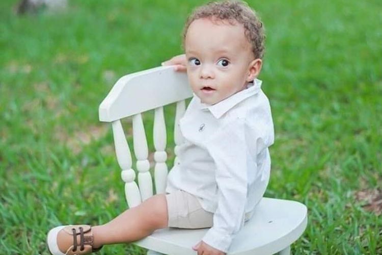 Criança de 1 anos e 9 meses morre após engasgar com pirulito no Norte de Minas.
