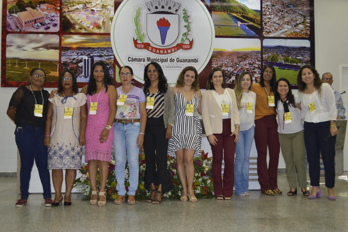 Fórum reúne mulheres em Guanambi na defesa de seus direitos.
