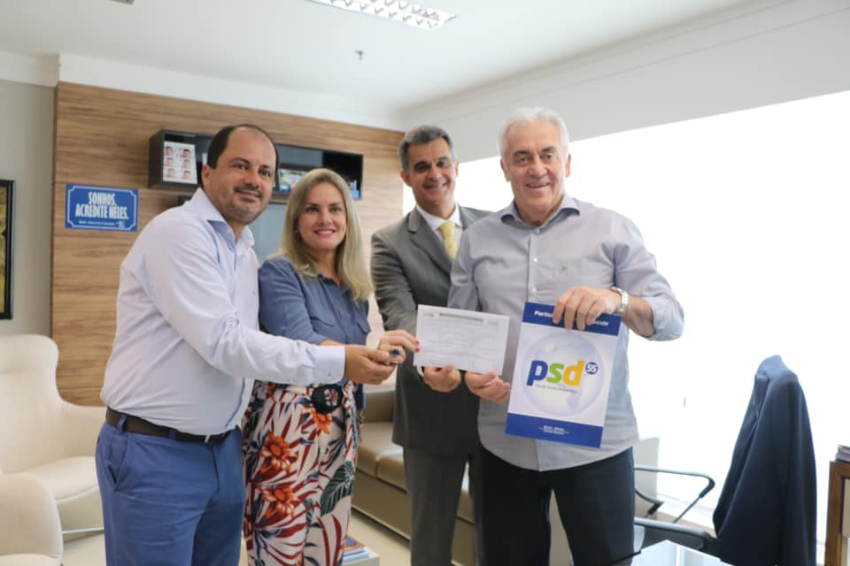 Jussiape: Ivana Bastos comemora filiação de Dr. Éder ao PSD.