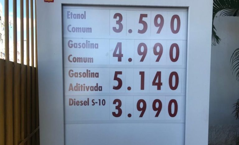 Gasolina já é vendida a quase R$ 5 em Guanambi.