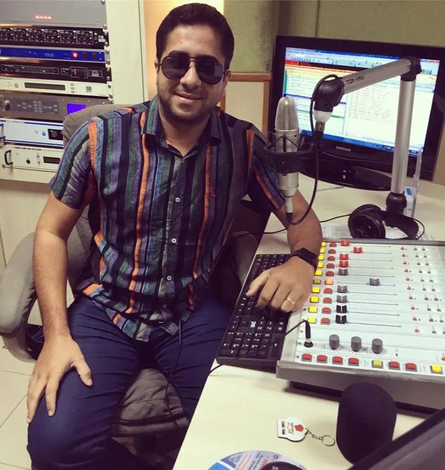 Jotta Júnior e o Sintonia 106 faz história no rádio guanambiense lançando quadros inéditos na programação.